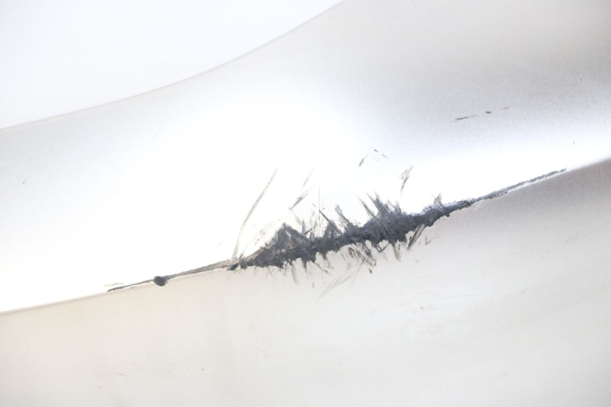 photo de PARAFANGO POSTERIORE DESTRO YAMAHA XMAX X-MAX ABS 125 (2017 - 2020) - Marcature e riferimenti originali