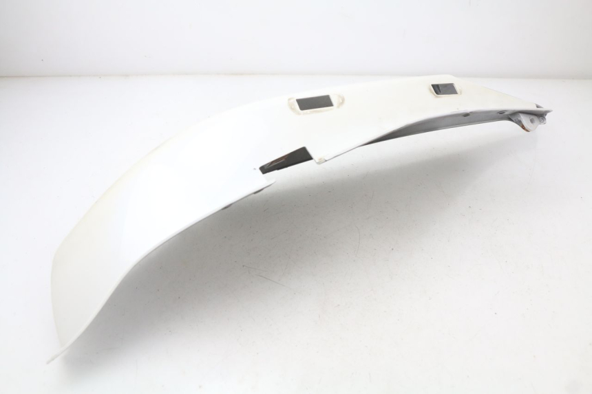 photo de PARAFANGO POSTERIORE DESTRO YAMAHA XMAX X-MAX 125 (2006 - 2009) - Stato della superficie e materiale