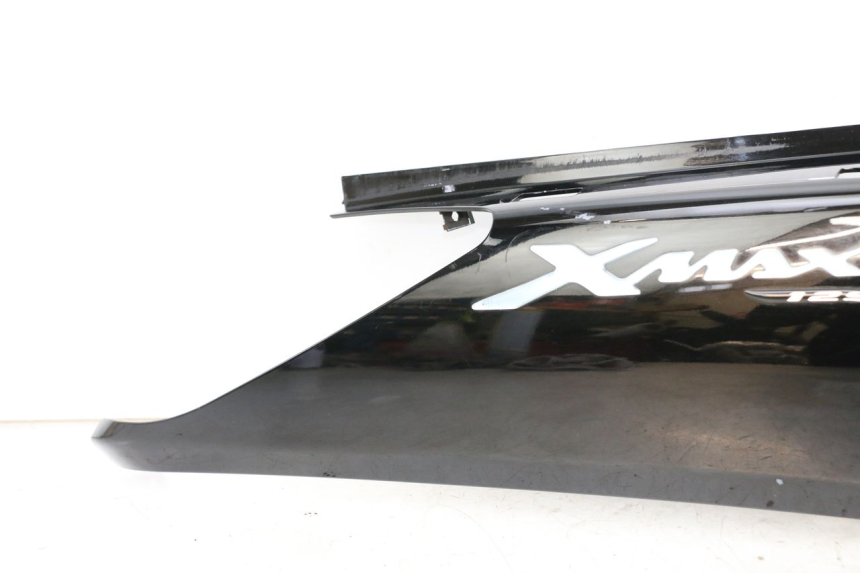 photo de PARAFANGO POSTERIORE DESTRO YAMAHA XMAX X-MAX 125 (2006 - 2009) - Caratteristiche distintive
