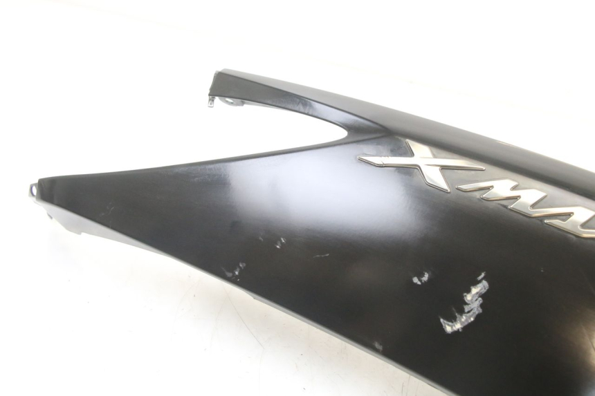 photo de CARENA POSTERIORE DESTRA YAMAHA X-MAX XMAX 125 (2010 - 2013) - Zoom sullo stato d'uso