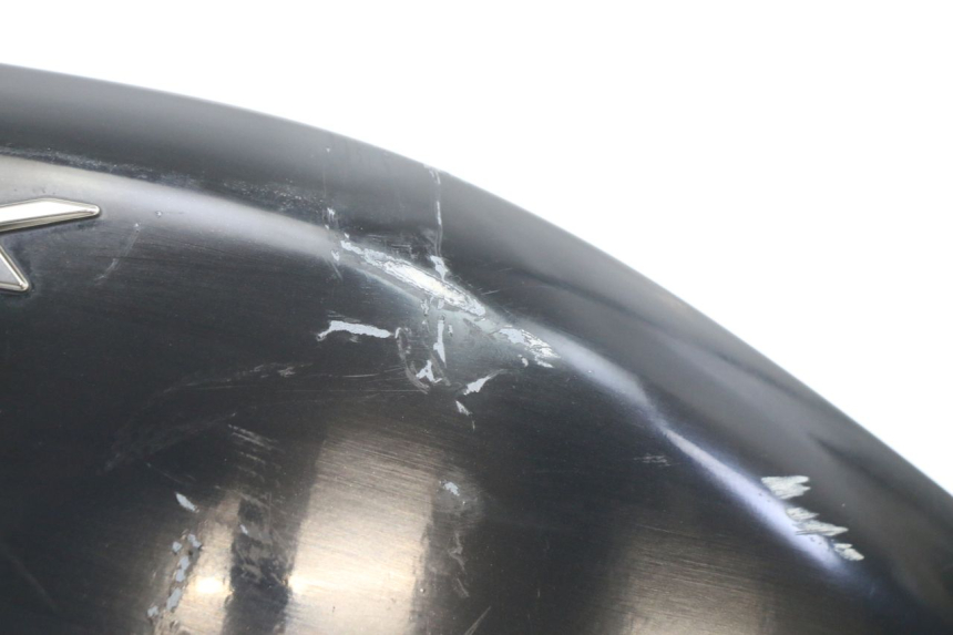 photo de CARENA POSTERIORE DESTRA YAMAHA X-MAX XMAX 125 (2010 - 2013) - Stato della superficie e materiale
