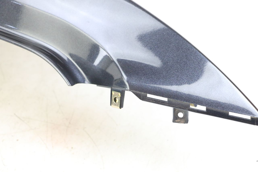 photo de PARAFANGO POSTERIORE DESTRO KYMCO XCITING 250 (2006 - 2009) - Stato della superficie e materiale