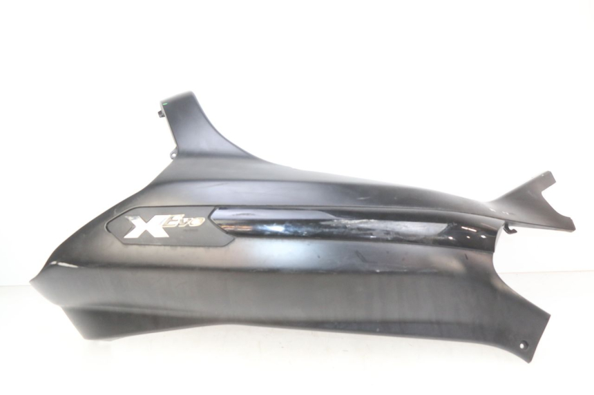 photo de PARAFANGO POSTERIORE DESTRO PIAGGIO XEVO - X EVO 125 (2007 - 2017) - Vista principale