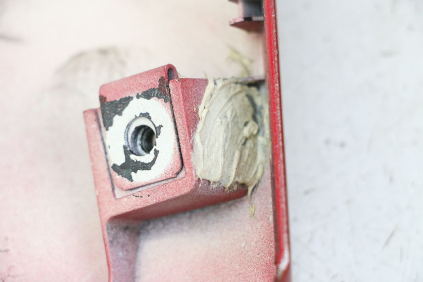 photo de CARENA POSTERIORE DESTRA YAMAHA FZ1 FAZER 1000 (2007 - 2009) - Primo piano tecnico