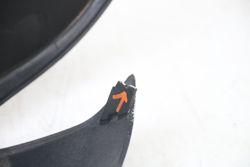 photo de PARAFANGO POSTERIORE DESTRO YAMAHA NEOS NEO'S 4T 50 (2008 - 2016) - Stato della superficie e materiale