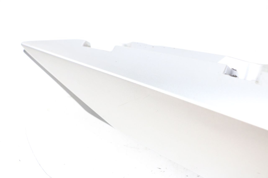 photo de CARENA POSTERIORE DESTRA YAMAHA XJ6 600 (2008 - 2016) - Altra vista dell'articolo