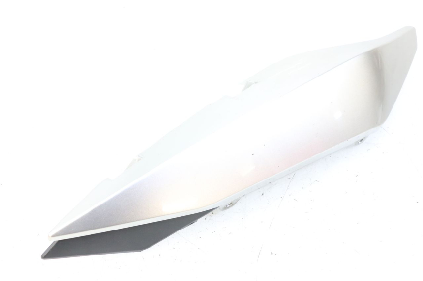 photo de CARENA POSTERIORE DESTRA YAMAHA XJ6 600 (2008 - 2016) - Altra angolazione