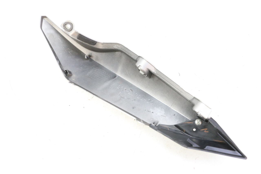 photo de CARENA POSTERIORE DESTRA YAMAHA XJ6 600 (2008 - 2016) - Vista d'insieme del prodotto