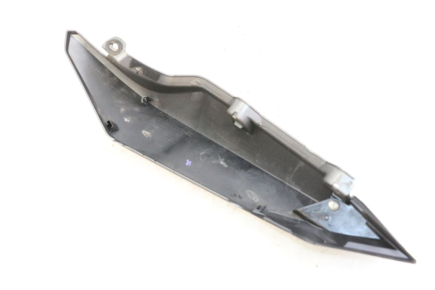 photo de CARENA POSTERIORE DESTRA YAMAHA XJ6 ABS 600 (2008 - 2016) - Altra angolazione