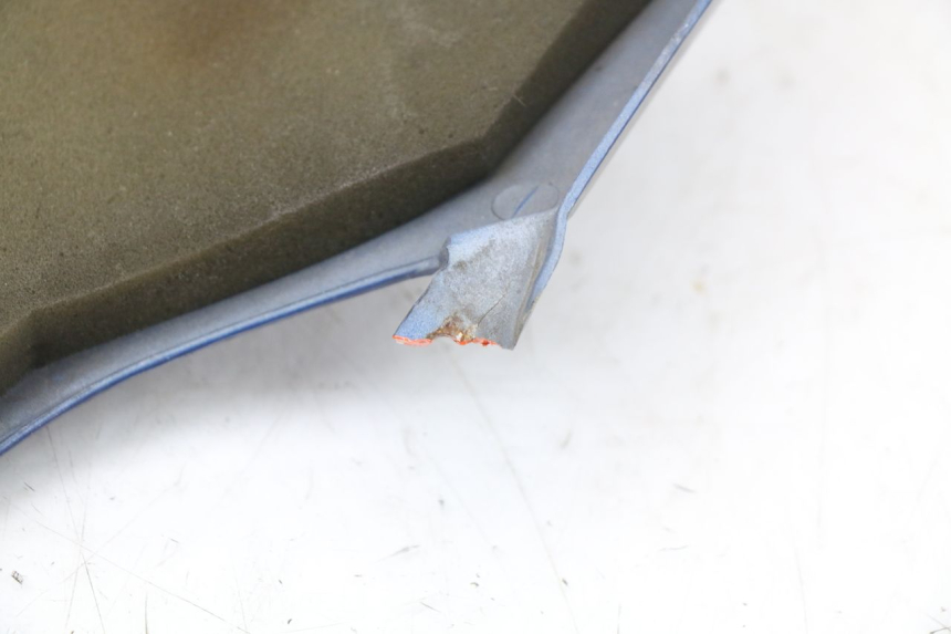 photo de CARENA POSTERIORE DESTRA YAMAHA YE ZEST 50 (1992 - 1998) - Altra vista dell'articolo