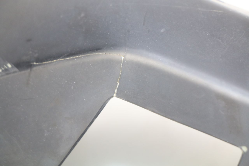 photo de PARAFANGO POSTERIORE DESTRO YAMASAKI YM T 125 (2015 - 2020) - Dettagli dei punti di fissaggio