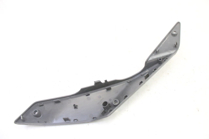 photo de CARENA POSTERIORE DESTRA SEGWAY NINEBOT ZT3 PRO 1 - Dettagli dei punti di fissaggio