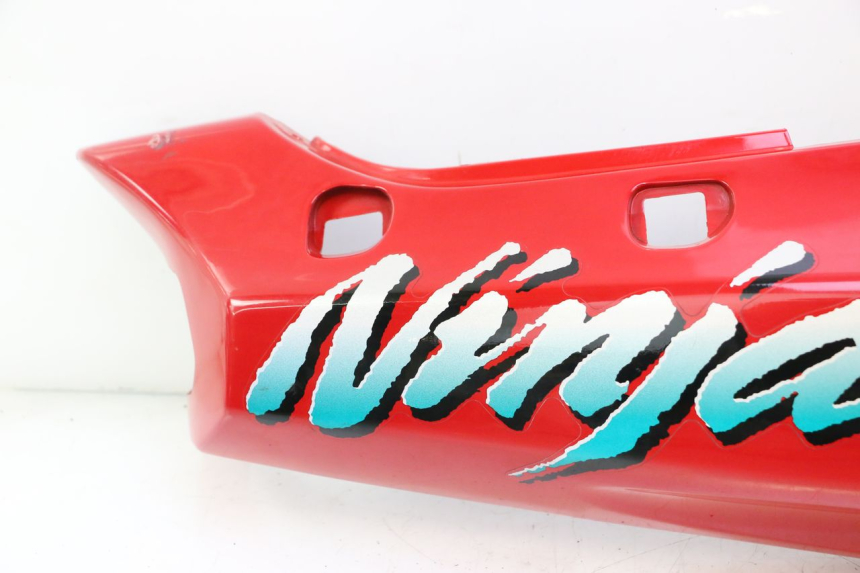 photo de CARENA POSTERIORE DESTRA KAWASAKI ZX-6R ZX6R 600 (1995 - 1997) - Dettaglio del componente