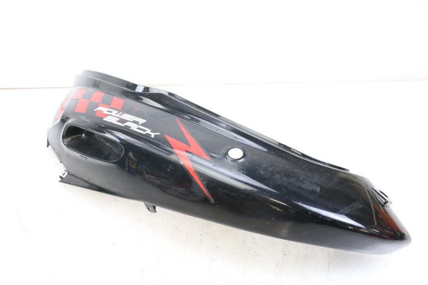 photo de PARAFANGO POSTERIORE SINISTRO DAELIM A-FOUR 2T 50 (2005 - 2012) - Stato della superficie e materiale