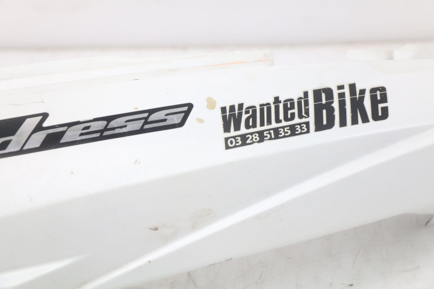 photo de CARENA POSTERIORE SINISTRA SUZUKI ADDRESS 110 (2015 - 2020) - Ricambio usato controllato