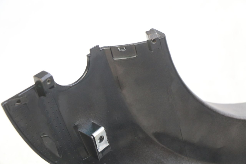 photo de FLANC POSTERIORE SINISTRO KYMCO AGILITY 16+ 4T 50 (2018 - 2023) - Dettagli dei punti di fissaggio