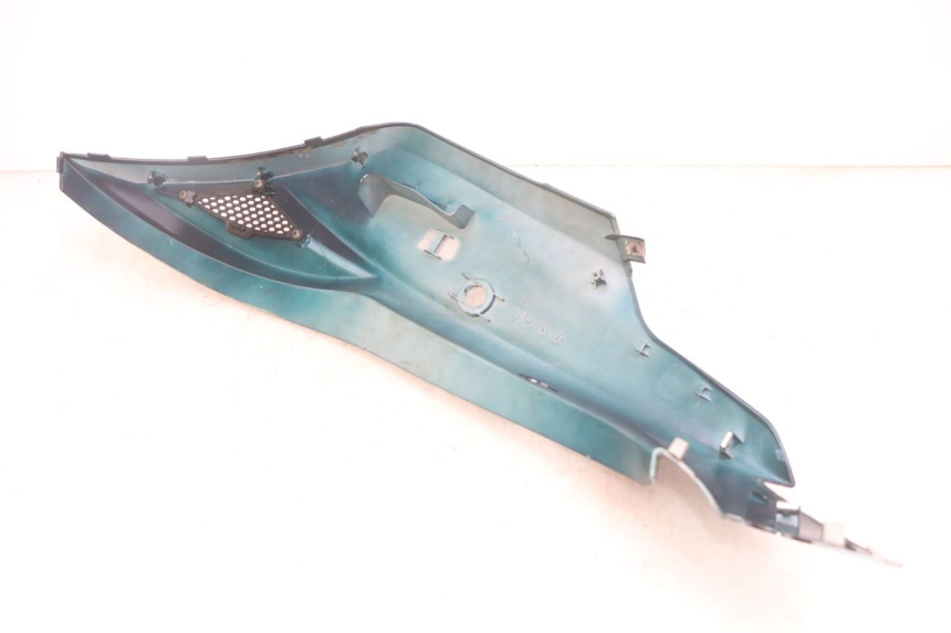 photo de FLANC POSTERIORE SINISTRO KYMCO AGILITY 16+ 4T 50 (2018 - 2023) - Dettagli dei punti di fissaggio