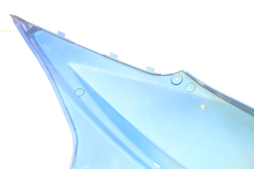 photo de FLANC POSTERIORE SINISTRO KYMCO AGILITY 4T 50 (2005 - 2018) - Primo piano tecnico