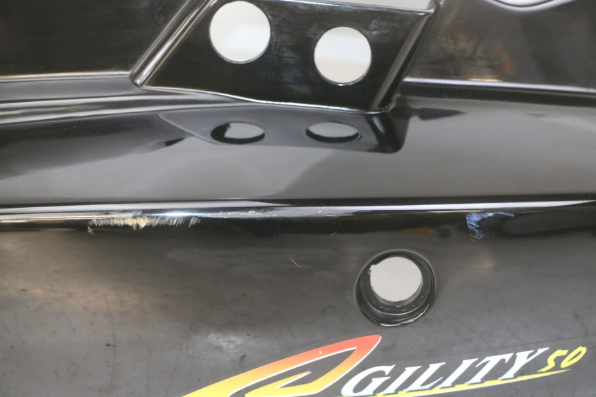 photo de FLANC POSTERIORE SINISTRO KYMCO AGILITY 4T 50 (2005 - 2018) - Altra vista dell'articolo