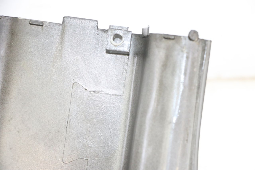 photo de FLANC POSTERIORE SINISTRO KYMCO AGILITY 4T 50 (2005 - 2018) - Zoom sullo stato d'uso