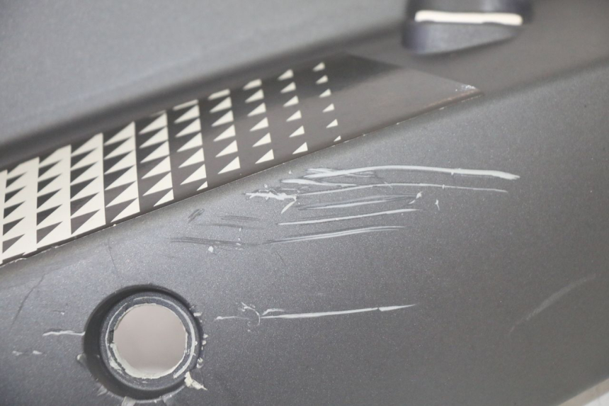 photo de FLANC POSTERIORE SINISTRO KYMCO AGILITY 4T 50 (2018 - 2022) - Vista d'insieme del prodotto