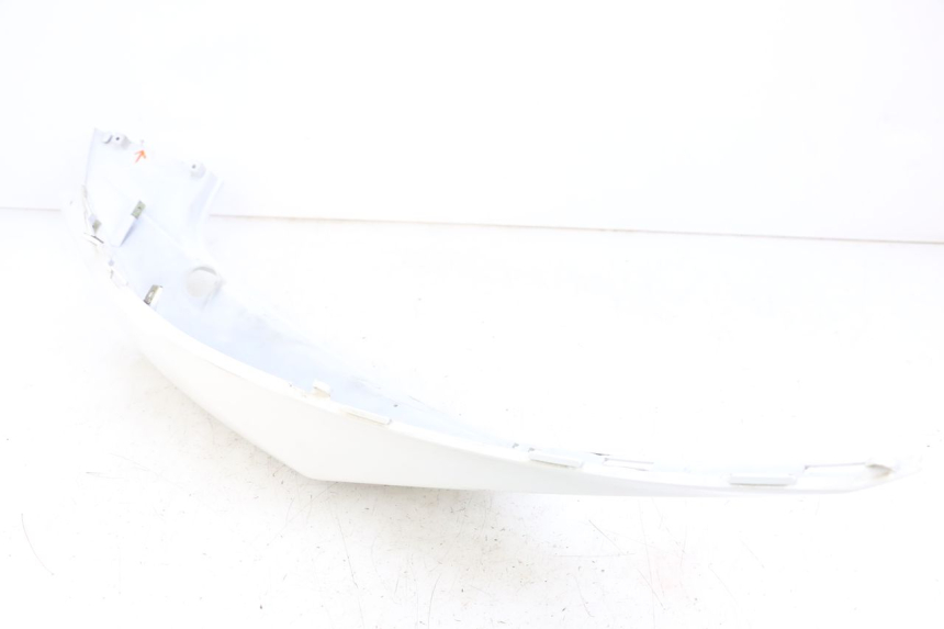 photo de CARENA POSTERIORE SINISTRA KYMCO AGILITY RS 4T 50 (2009 - 2013) - Zoom sullo stato d'uso