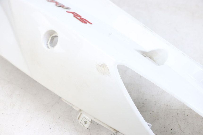 photo de CARENA POSTERIORE SINISTRA KYMCO AGILITY RS 4T 50 (2009 - 2013) - Marcature e riferimenti originali