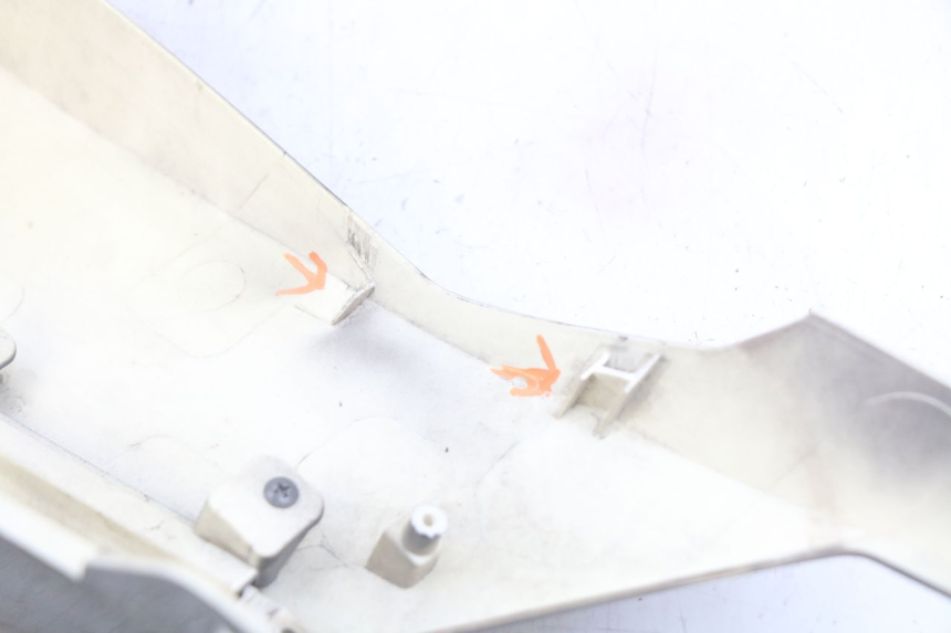 photo de FLANC POSTERIORE SINISTRO NECO ALEXONE 125 (2017 - 2024) - Dettagli dei punti di fissaggio