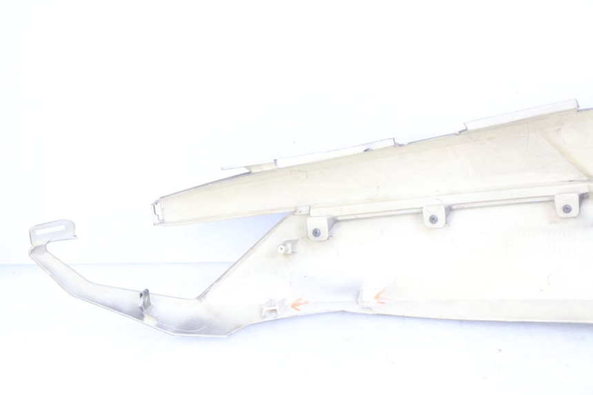 photo de FLANC POSTERIORE SINISTRO NECO ALEXONE 125 (2017 - 2024) - Stato della superficie e materiale