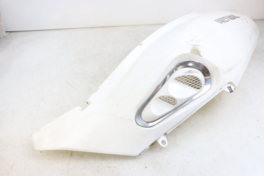 photo de FLANC POSTERIORE SINISTRO JONWAY AZTRAL 125 (2008 - 2017) - Caratteristiche distintive