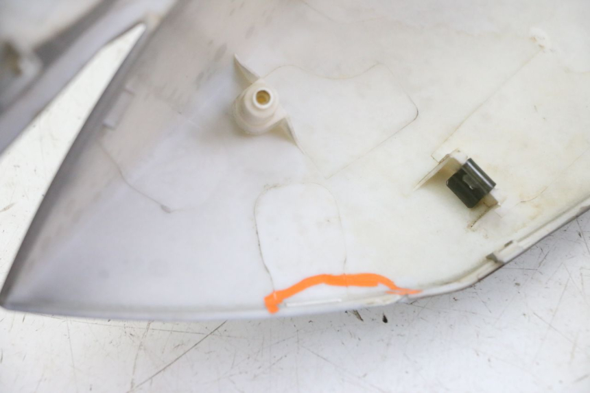 photo de CARENA POSTERIORE SINISTRA MOTRON BREEZY 4T 50 (2021 - 2025) - Dettaglio del componente