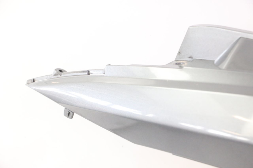 photo de CARENA POSTERIORE SINISTRA SUZUKI BURGMAN 125 (2007 - 2014) - Dettaglio del componente