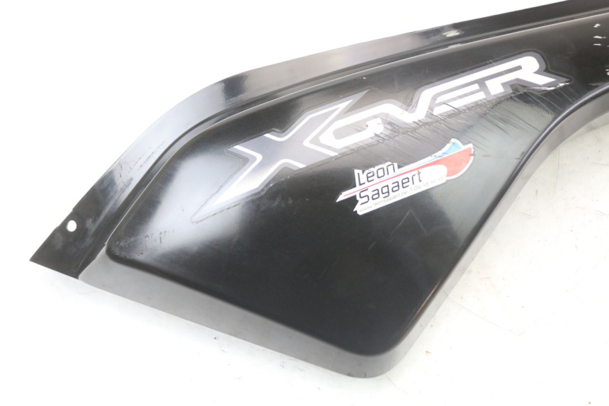 photo de FLANC POSTERIORE SINISTRO YAMAHA BW'S BWS 125 (2010 - 2013) - Dettaglio del componente