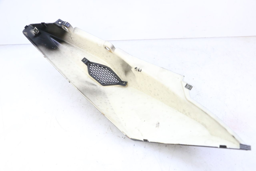 photo de FLANC POSTERIORE SINISTRO ORCAL CAVARO 4T 50 (2019 - 2023) - Primo piano tecnico