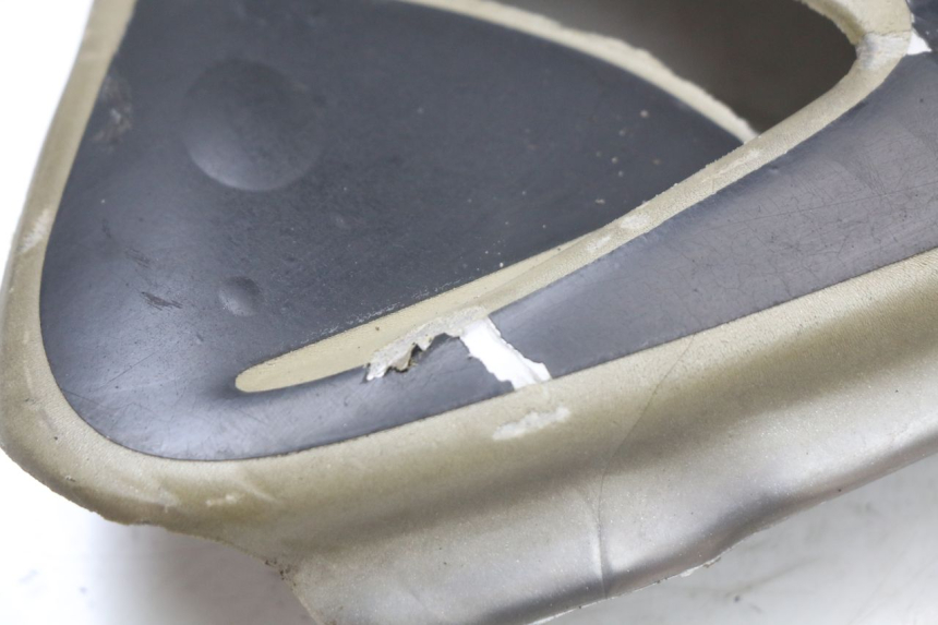 photo de CARENA POSTERIORE SINISTRA SHERCO CITY CORP 125 (2003 - 2007) - Dettagli dei punti di fissaggio