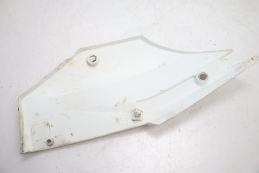 photo de CARENA POSTERIORE SINISTRA HONDA CRF CR-F 125 (2020 - 2021) - Dettagli dei punti di fissaggio