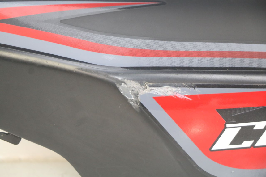 photo de FLANC POSTERIORE SINISTRO SYM CROX 4T 50 (2016 - 2023) - Vista d'insieme del prodotto