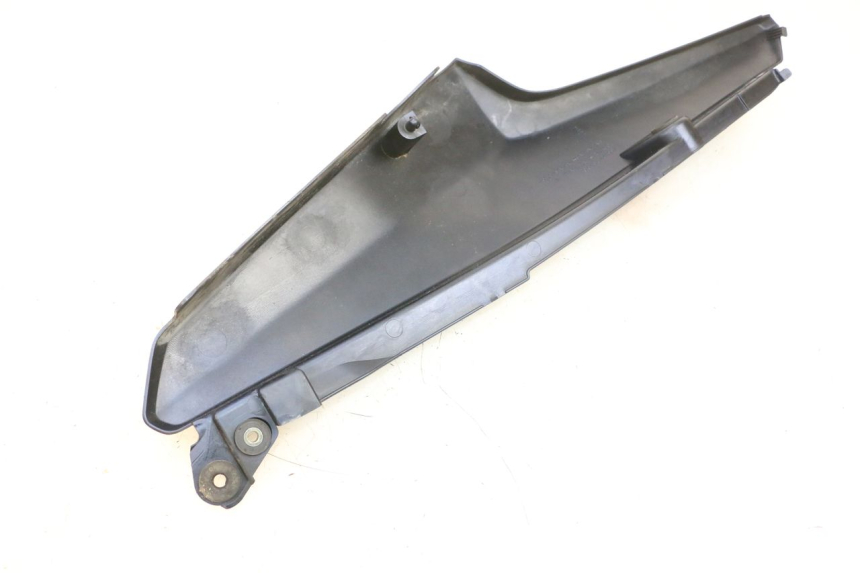 photo de CARENA POSTERIORE SINISTRA SUZUKI DL V STROM 1000 (2002 - 2007) - Zoom sullo stato d'uso