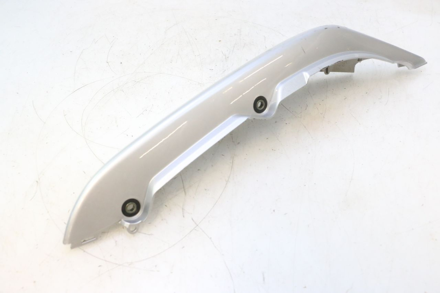 photo de PARAFANGO POSTERIORE SINISTRO KAWASAKI ER-6 ER6 N 650 (2005 - 2009) - Primo piano tecnico
