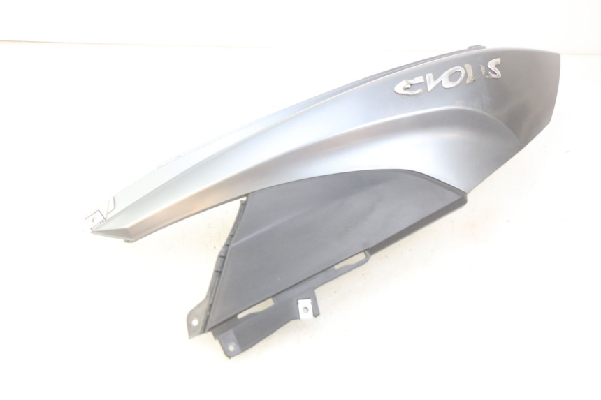 photo de FLANC POSTERIORE SINISTRO JM MOTORS EVOLIS 4T 50 (2018 - 2022) - Stato della superficie e materiale