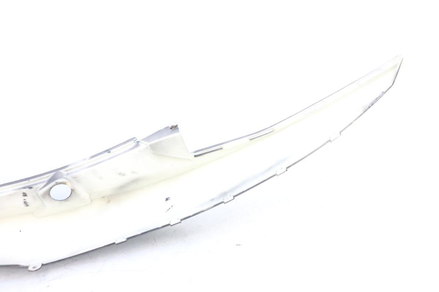 photo de CARENA POSTERIORE SINISTRA JM MOTORS F45i 4T 50 (2020 - 2023) - Stato della superficie e materiale