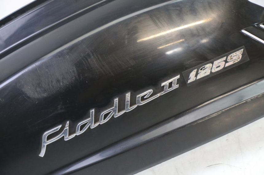 photo de CARENA POSTERIORE SINISTRA SYM FIDDLE 2 S 125 (2012 - 2014) - Primo piano tecnico