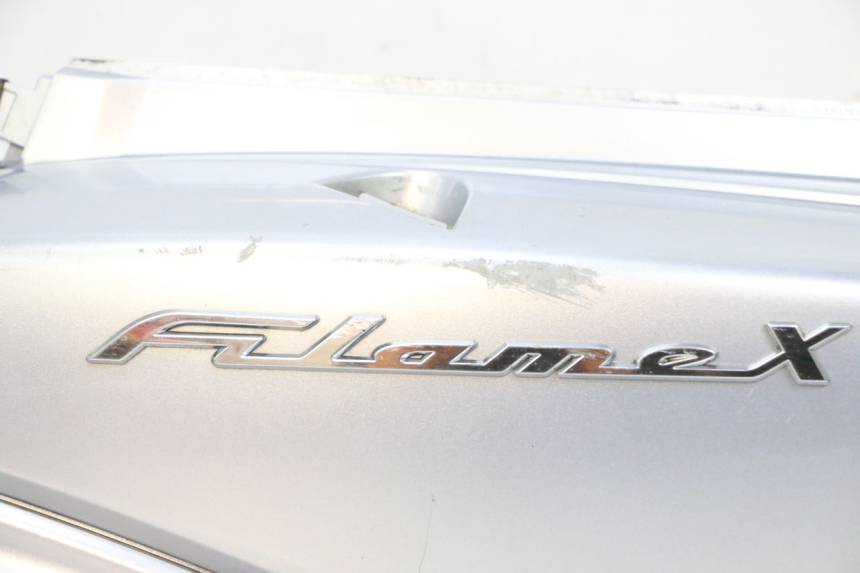 photo de CARENA POSTERIORE SINISTRA MBK FLAME X 125 (2007 - 2016) - Foto prodotto supplementare