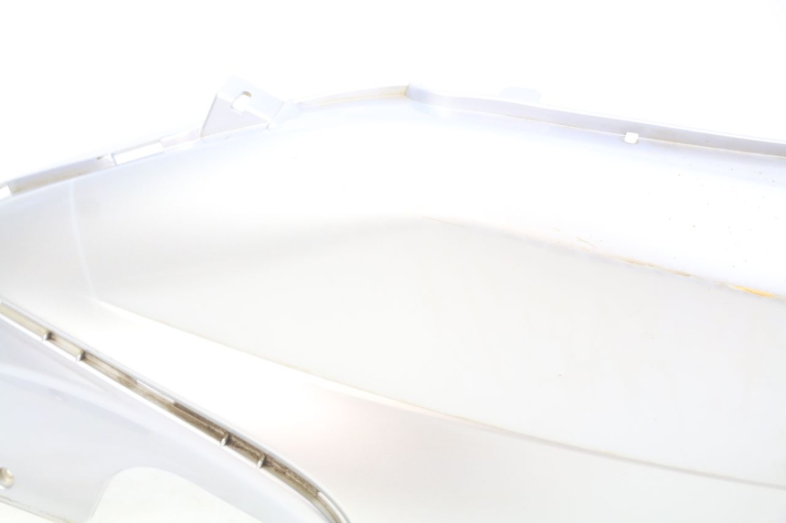 photo de FLANC POSTERIORE SINISTRO PIAGGIO FLY 100 (2006 - 2010) - Caratteristiche distintive