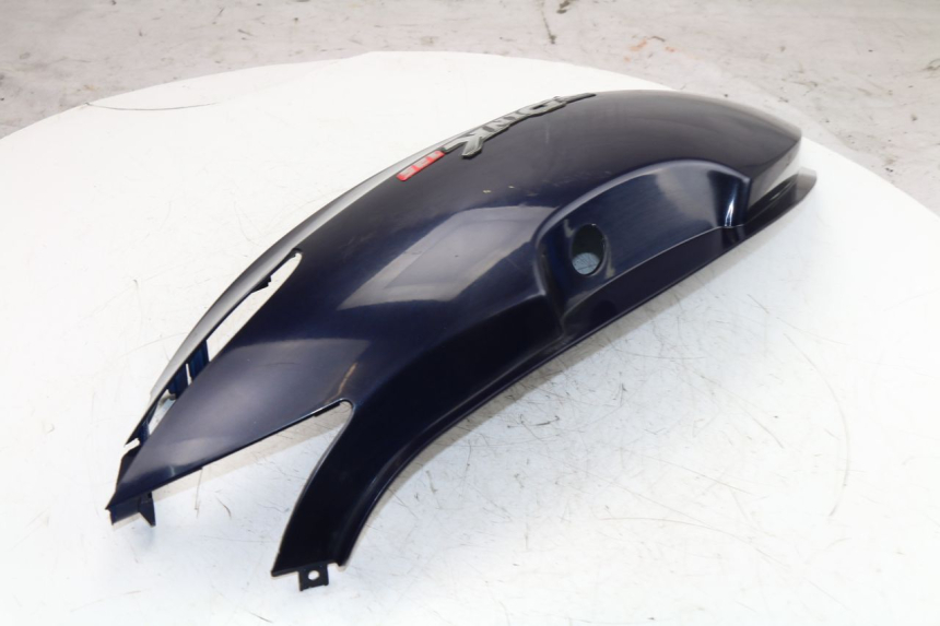 photo de PARAFANGO POSTERIORE SINISTRO KYMCO GRAND DINK 125 (2008 - 2014) - Stato della superficie e materiale