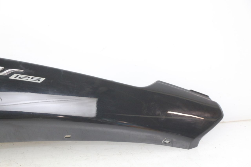 photo de FLANC POSTERIORE SINISTRO YAMAHA HW XENTER 125 (2011 - 2017) - Zoom sui componenti