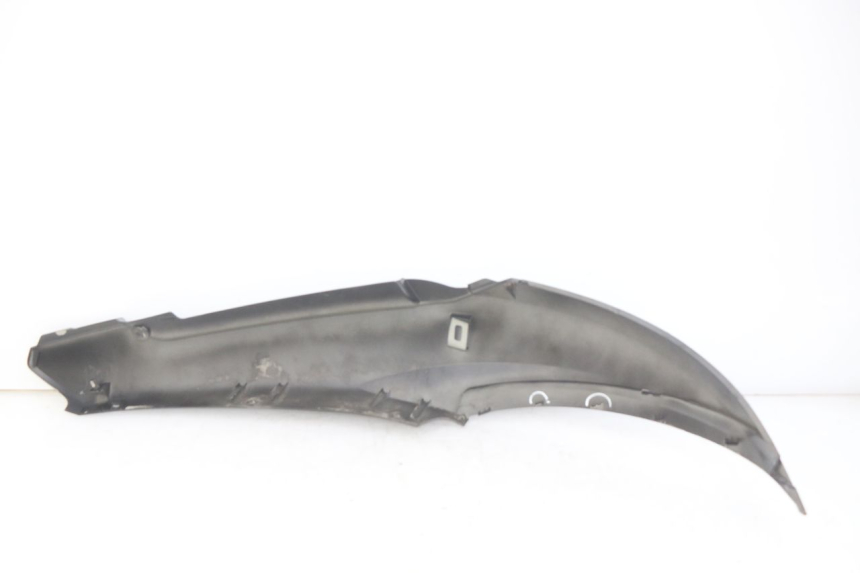 photo de FLANC POSTERIORE SINISTRO YAMAHA HW XENTER 125 (2011 - 2017) - Dettagli dei punti di fissaggio