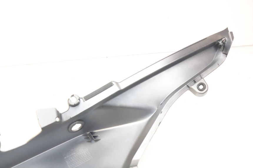 photo de CARENA POSTERIORE SINISTRA HONDA INTEGRA NC D 750 (2016 - 2018) - Dettagli dei punti di fissaggio