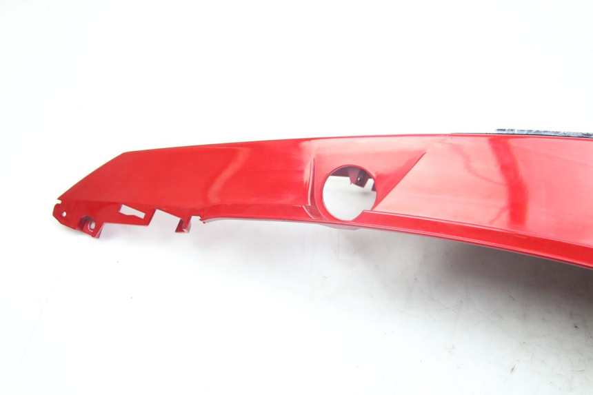 photo de FLANC POSTERIORE SINISTRO SYM JET 4 4T 50 (2018 - 2021) - Stato della superficie e materiale