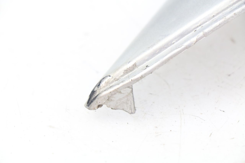 photo de FLANC POSTERIORE SINISTRO SYM JET EURO X 2T 50 (2003 - 2007) - Marcature e riferimenti originali